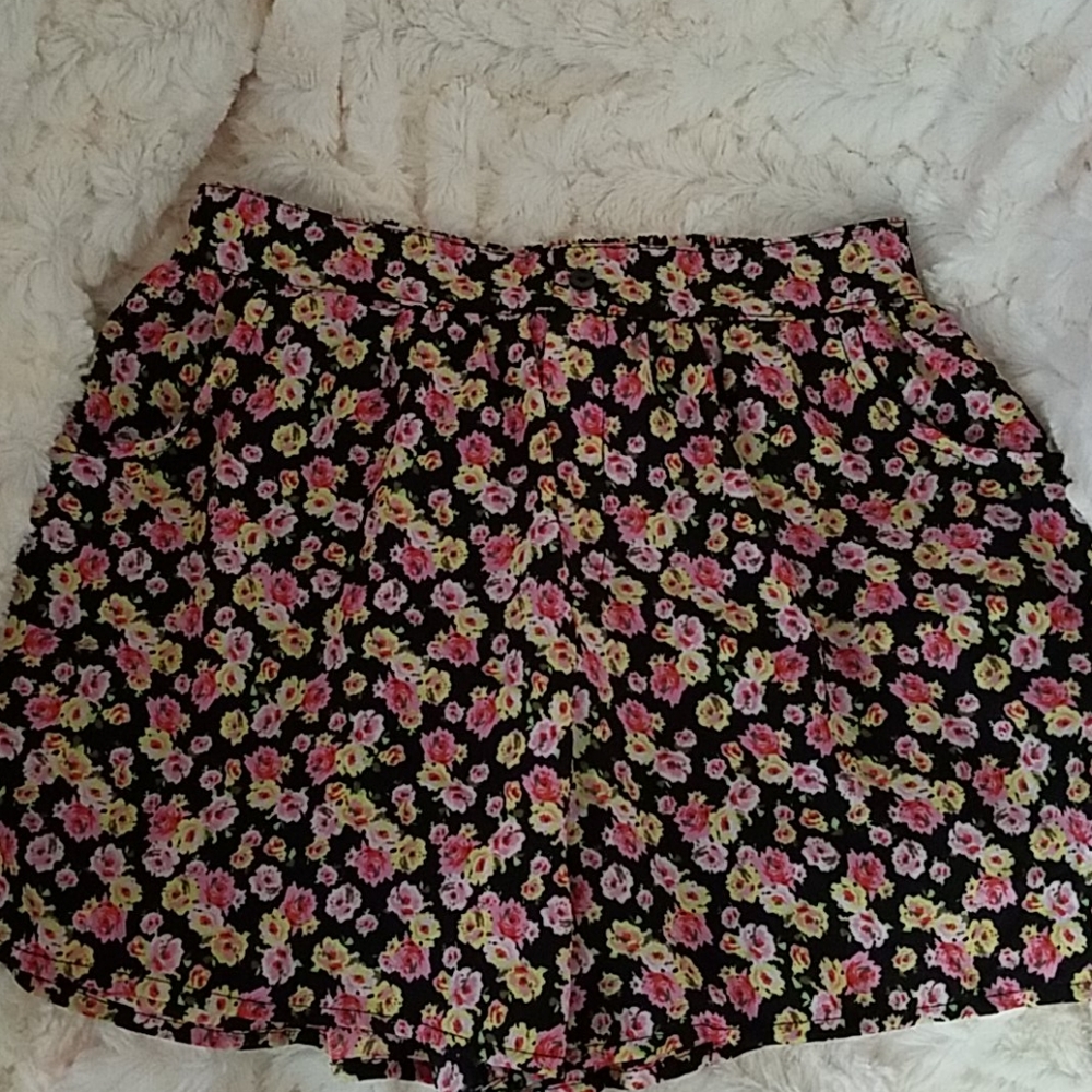 D-Signed Floral Shorts with Pockets DISNEY